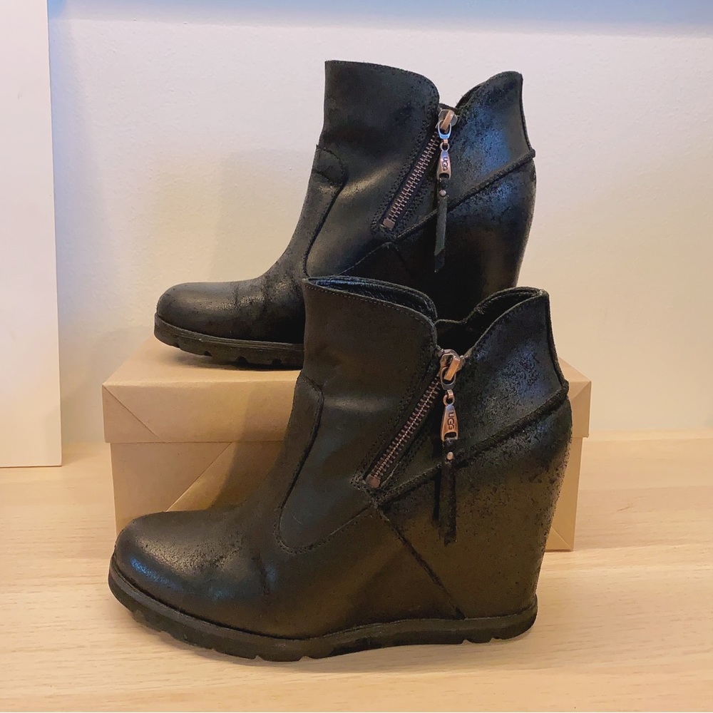 UGG Australia Myrna Lodge Wedge Leather Sheepskin Boots Size US 8